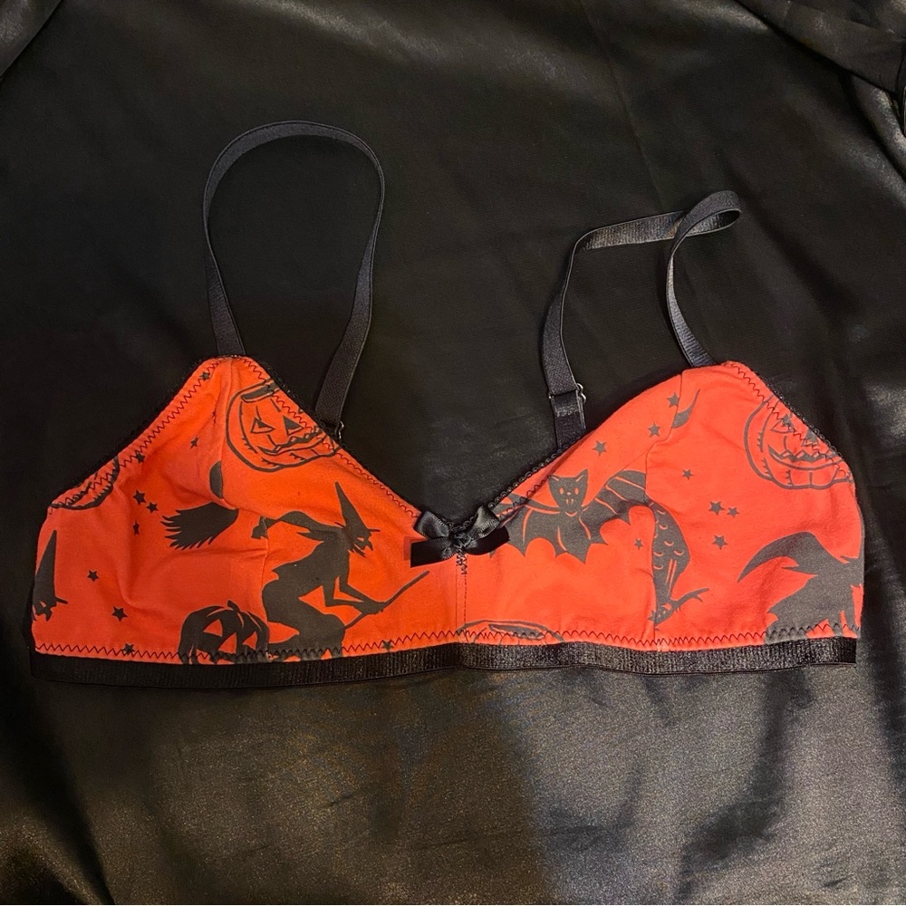 Sugar Lace Lingerie Halloween Queen Bralette Size M